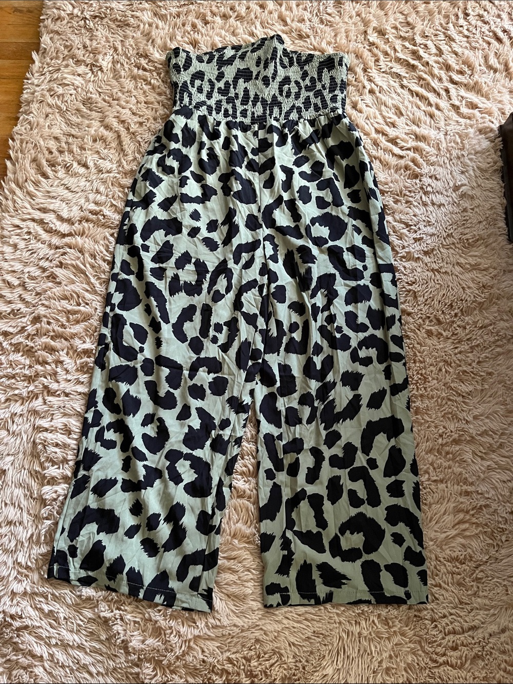 Wide palazzo capri pant jumpsuit - sage and black leopard print - Picture 1 of 1
